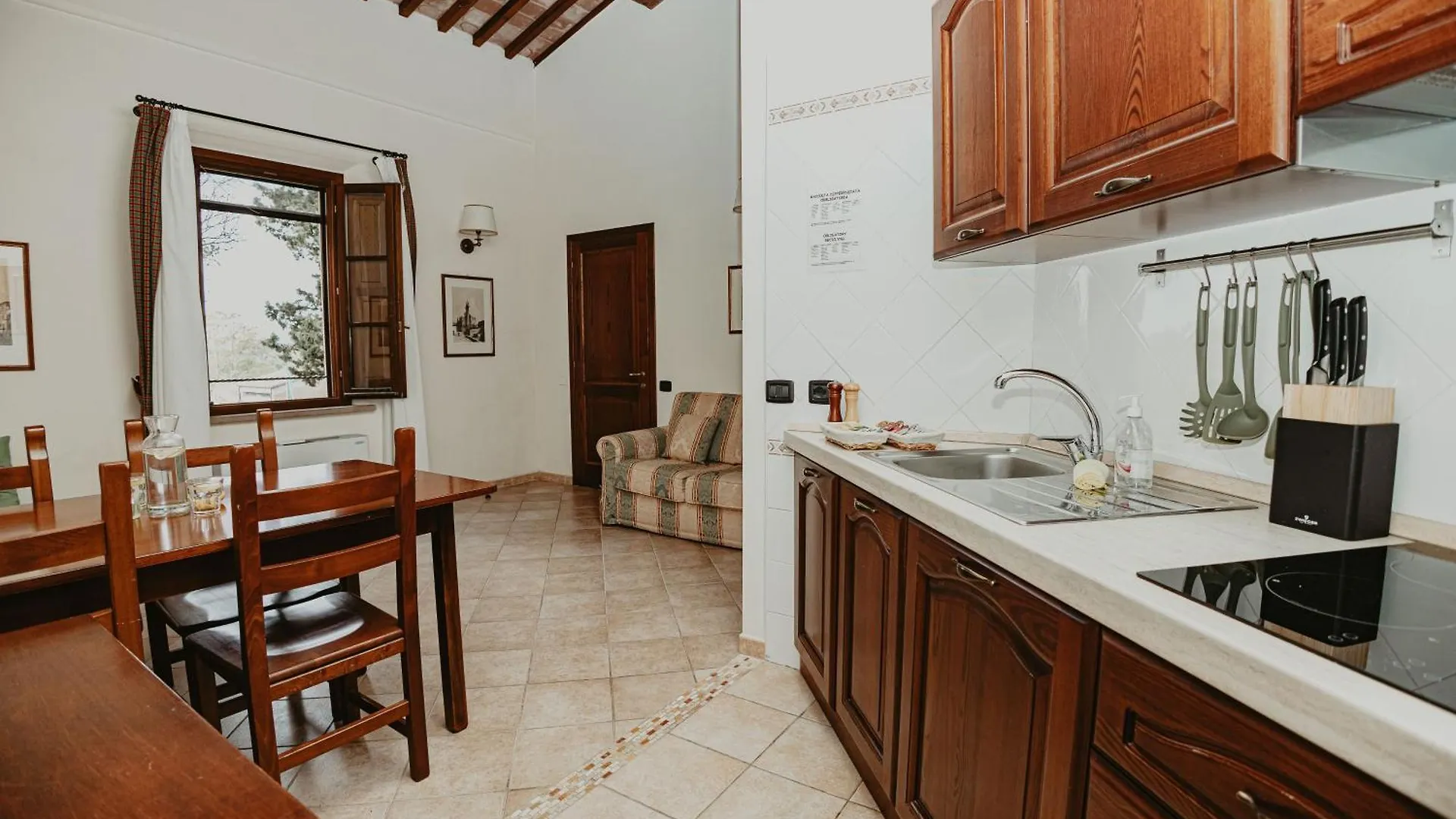 Agriturismo Terra Di Dio Toscanizzazione Capannoli Italy